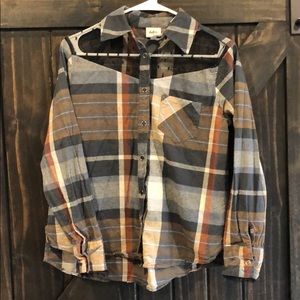 Super cute button down